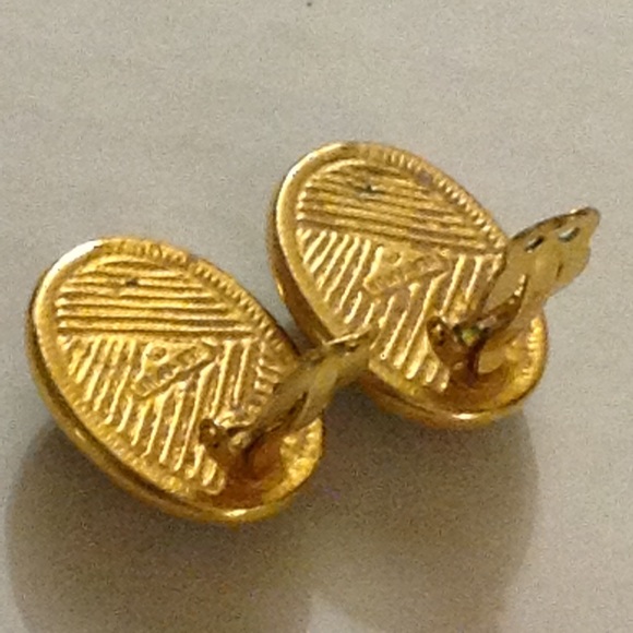 Ben Amun VTG Designer Scarab Clip Earrings - Picture 6 of 8